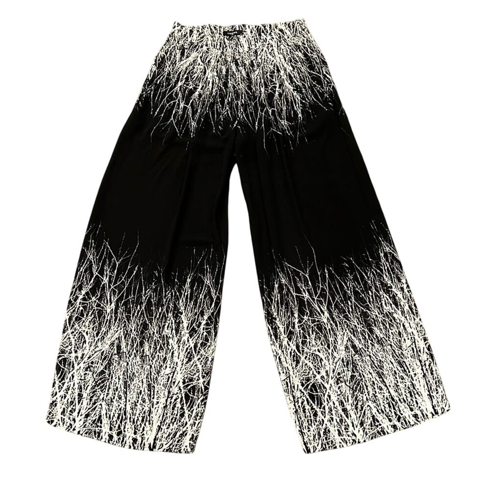 Elegant Black and White Women's Swim Coverup Pants